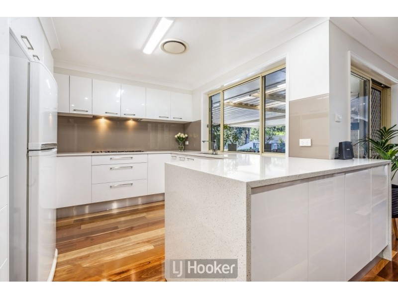 16 Connaught Road, Valentine NSW 2280