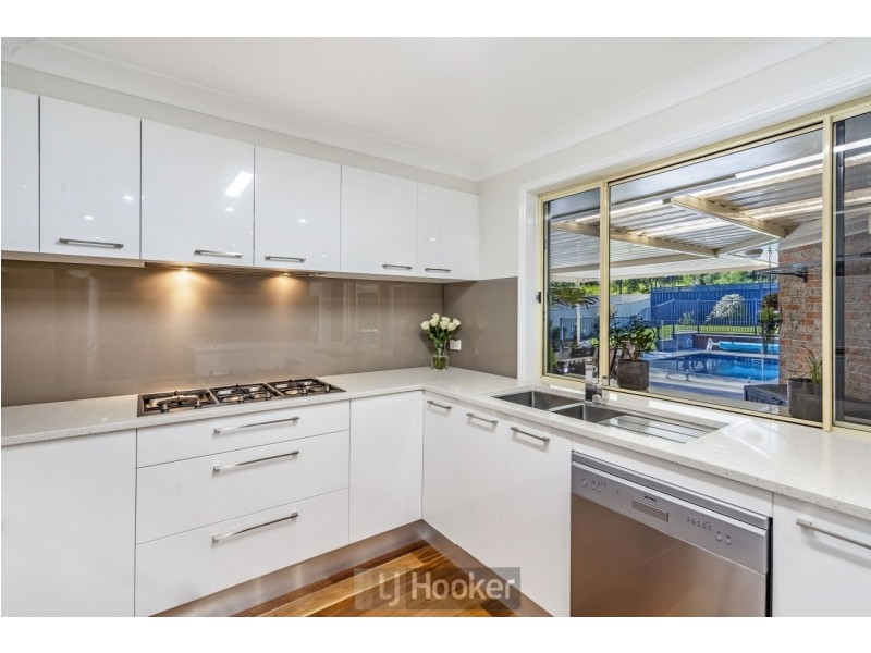 16 Connaught Road, Valentine NSW 2280