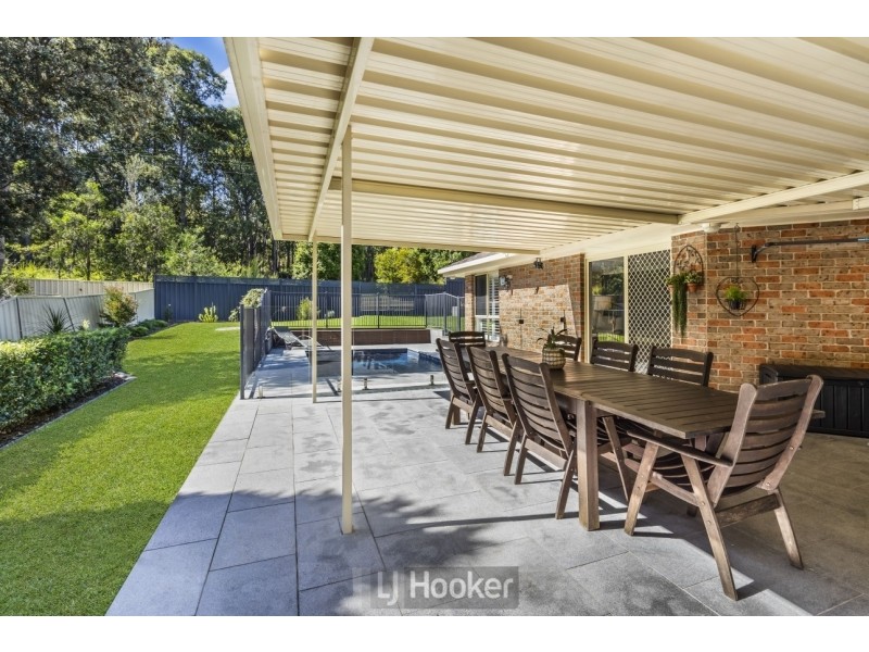 16 Connaught Road, Valentine NSW 2280