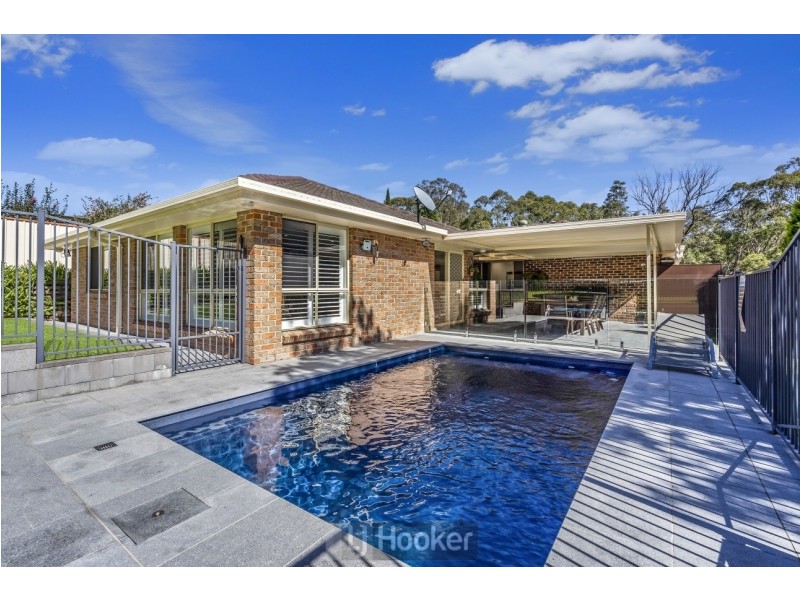 16 Connaught Road, Valentine NSW 2280