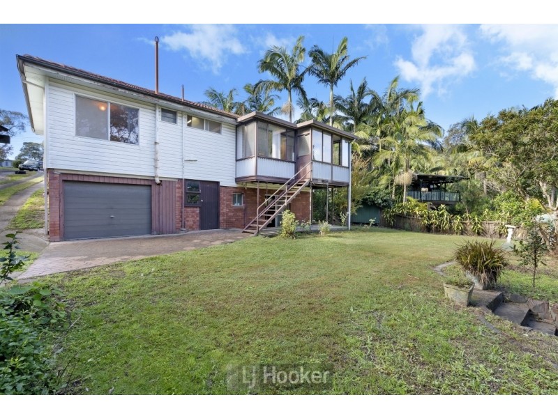 8 Royal Street, Warners Bay NSW 2282
