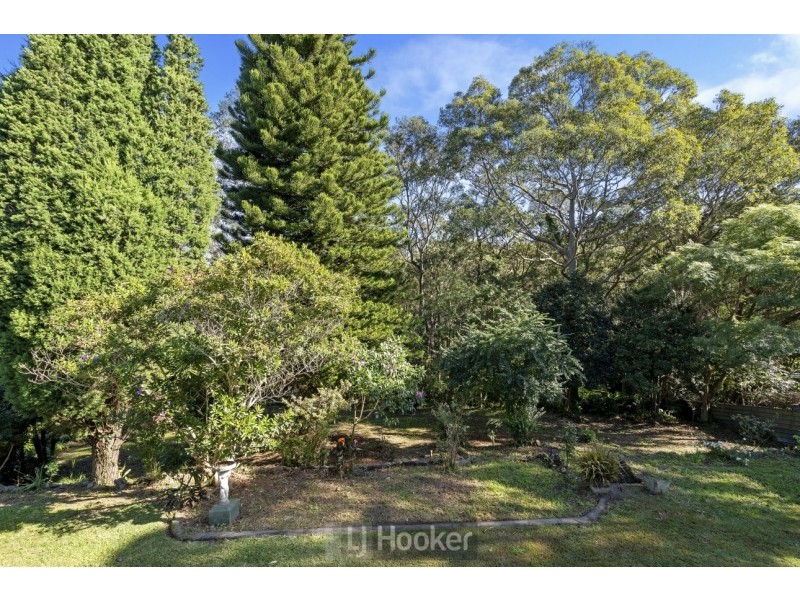 8 Royal Street, Warners Bay NSW 2282