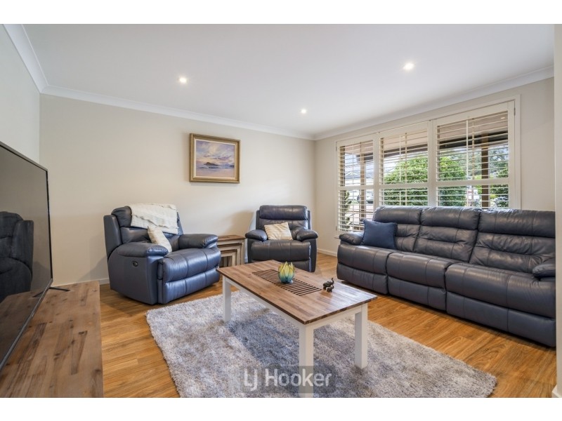 37 Leichhardt Road, Valentine NSW 2280
