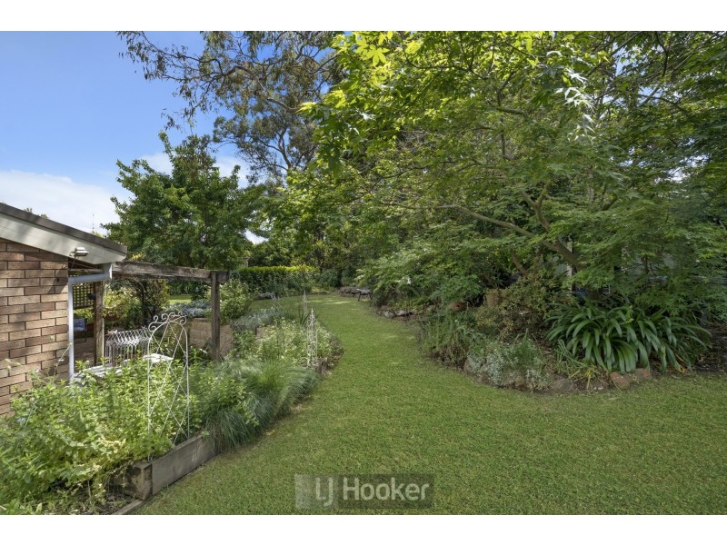 4 Tyrrells Close, Eleebana NSW 2282
