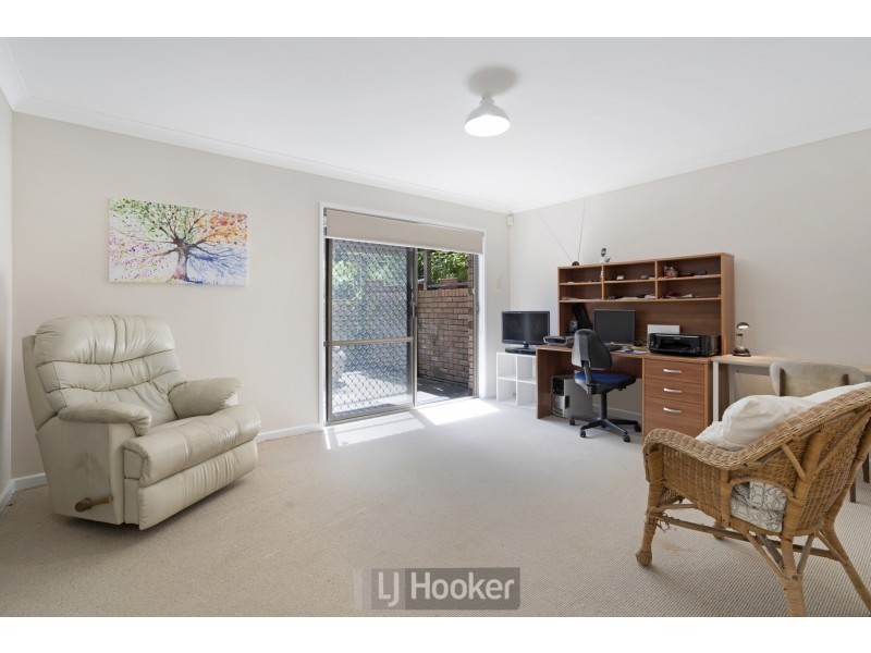 4 Tyrrells Close, Eleebana NSW 2282