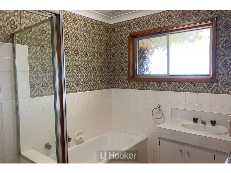 15 Glenogle Crescent, Wallsend NSW 2287