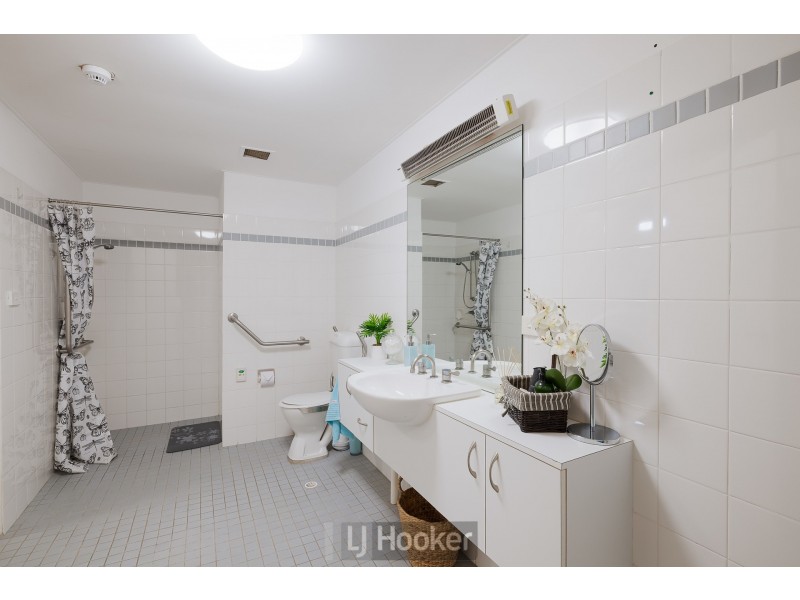 102/3 Violet Town Road, Mount Hutton NSW 2290