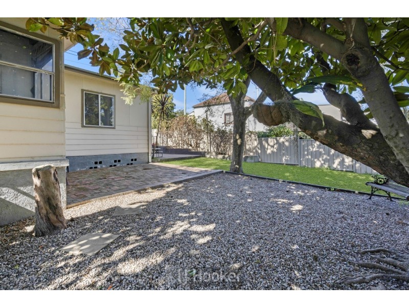 27 Lakeview Street, Boolaroo NSW 2284