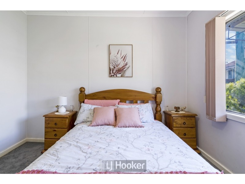 27 Lakeview Street, Boolaroo NSW 2284