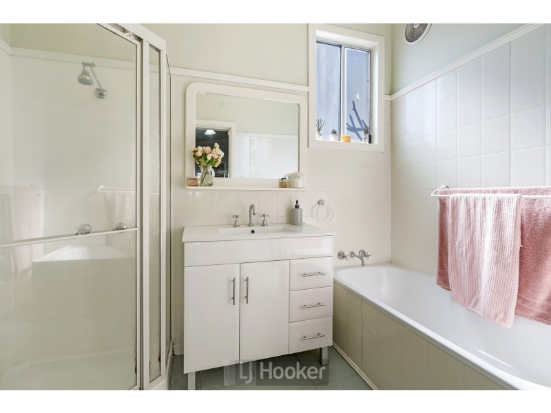 27 Lakeview Street, Boolaroo NSW 2284