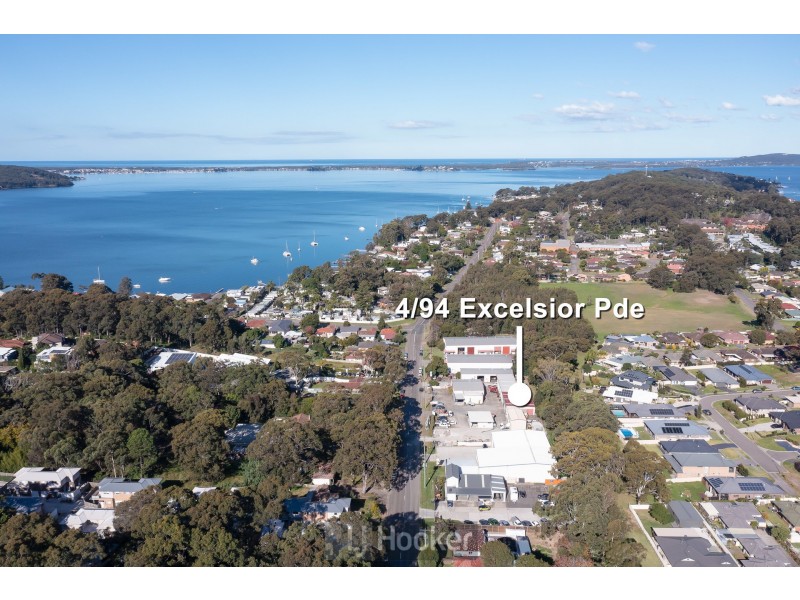 4/94 Excelsior Parade, Carey Bay NSW 2283