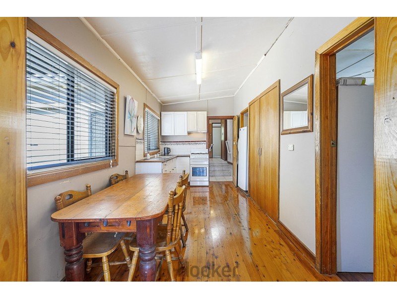 20 Paroo Avenue, Eleebana NSW 2282