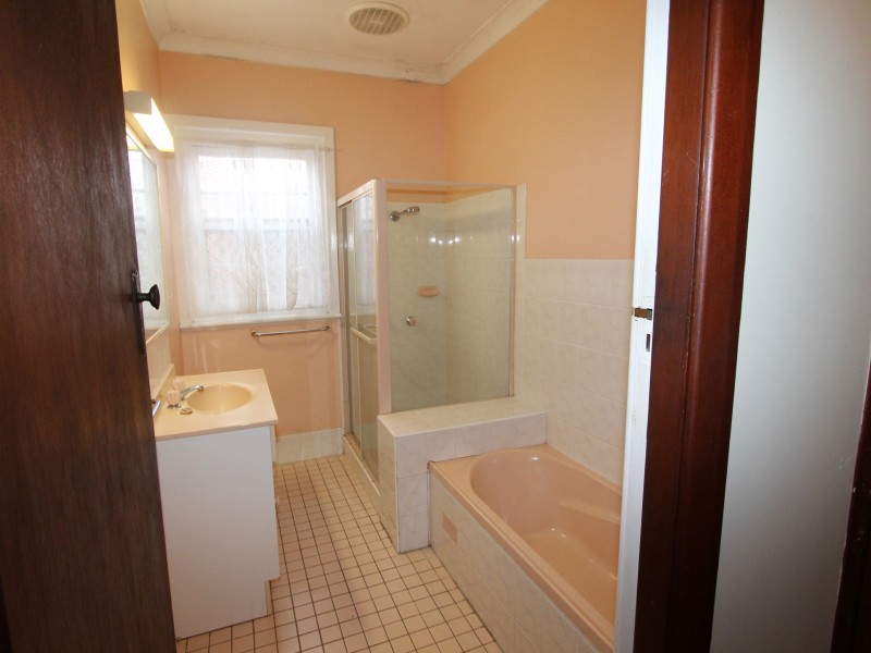 44 Anzac Parade, Toronto NSW 2283