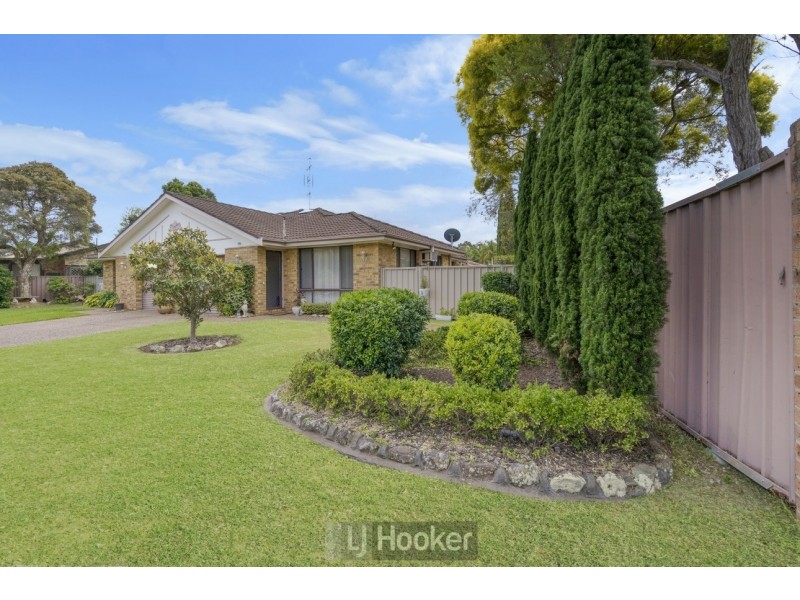 2/15 Ruston Avenue, Valentine NSW 2280