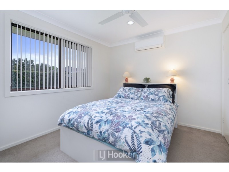2/15 Ruston Avenue, Valentine NSW 2280