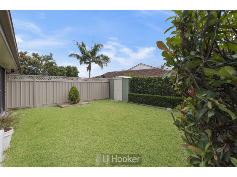 2/15 Ruston Avenue, Valentine NSW 2280
