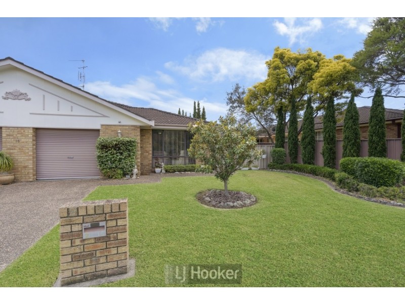 2/15 Ruston Avenue, Valentine NSW 2280