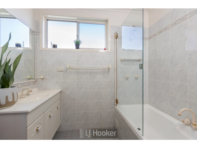 3 Lorton Lane, Eleebana NSW 2282