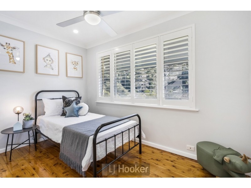 17 Cheshire Close, Rankin Park NSW 2287