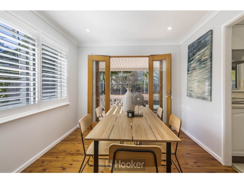 17 Cheshire Close, Rankin Park NSW 2287