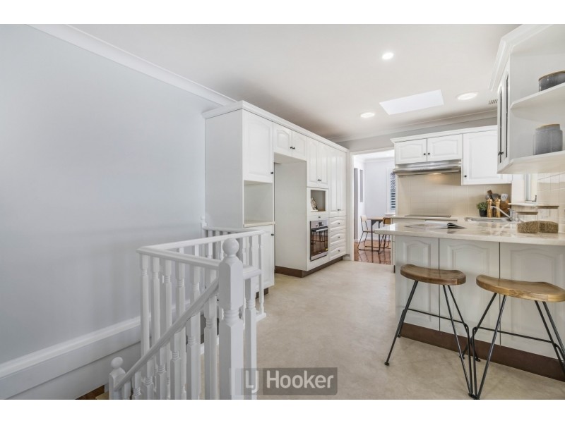 17 Cheshire Close, Rankin Park NSW 2287