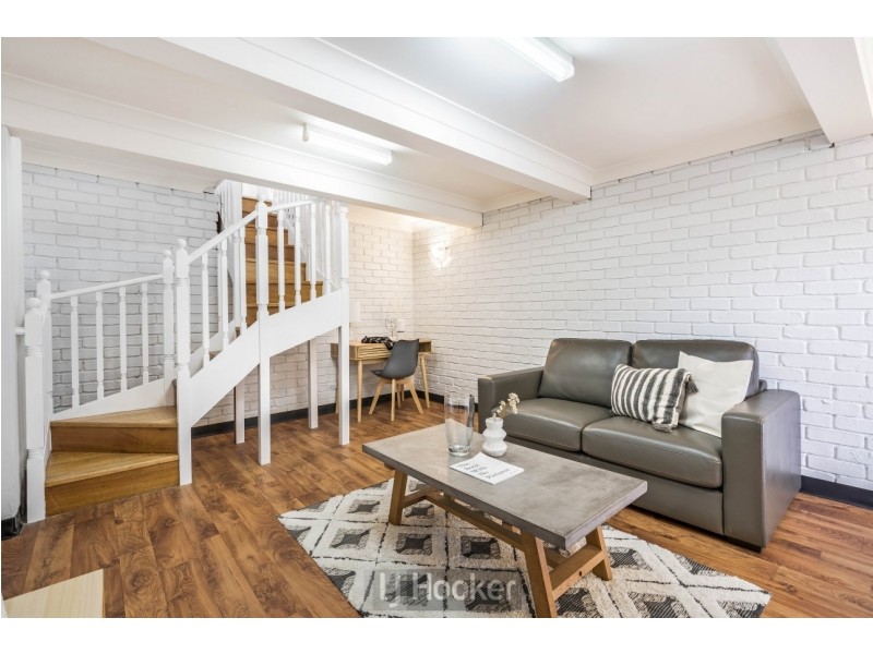 17 Cheshire Close, Rankin Park NSW 2287