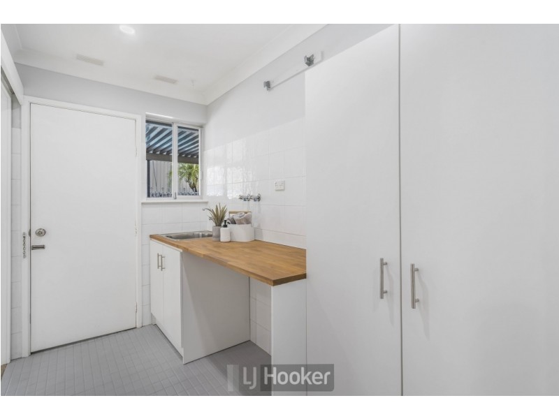 17 Cheshire Close, Rankin Park NSW 2287