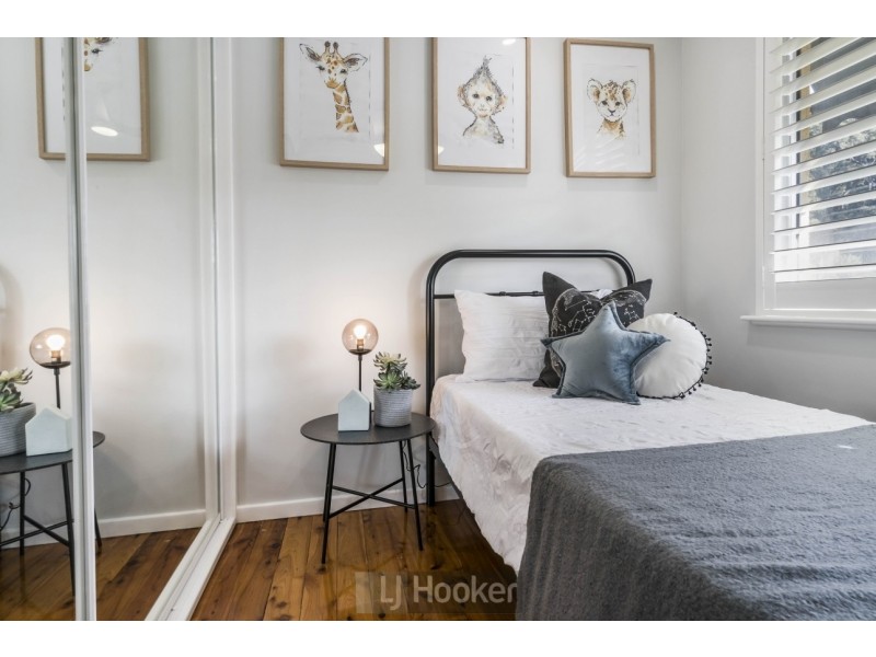 17 Cheshire Close, Rankin Park NSW 2287