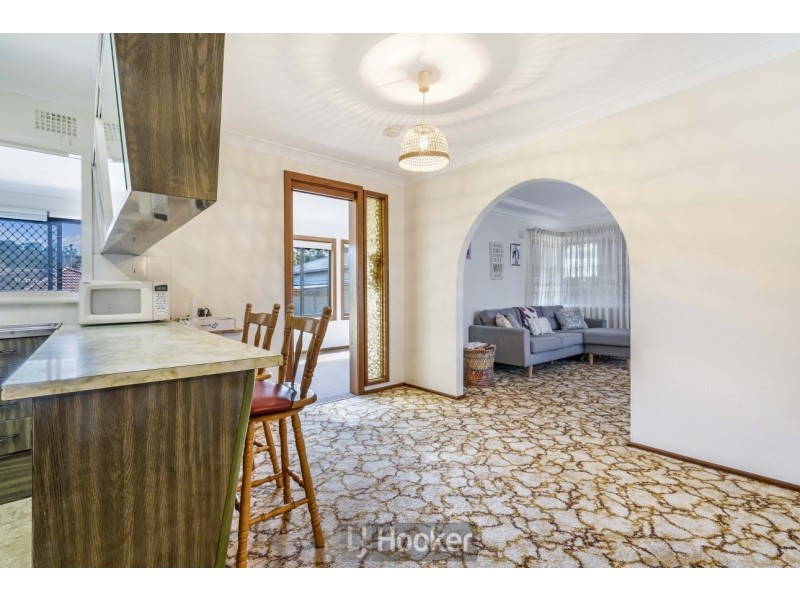 271 Warners Bay Road, Mount Hutton NSW 2290