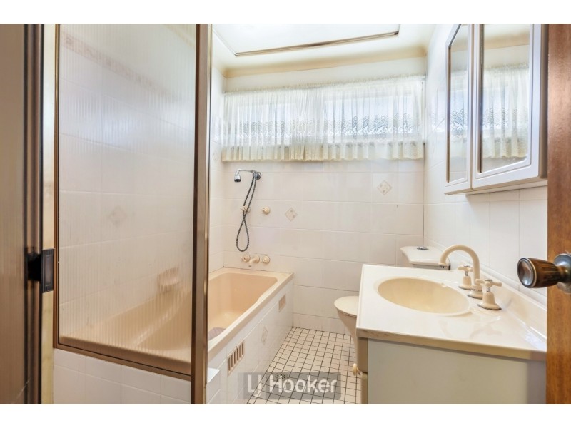 271 Warners Bay Road, Mount Hutton NSW 2290