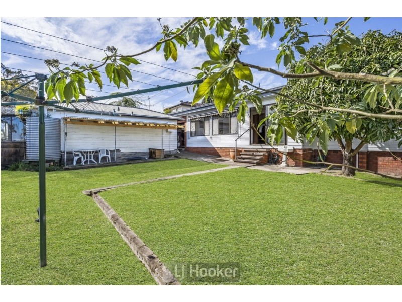 271 Warners Bay Road, Mount Hutton NSW 2290