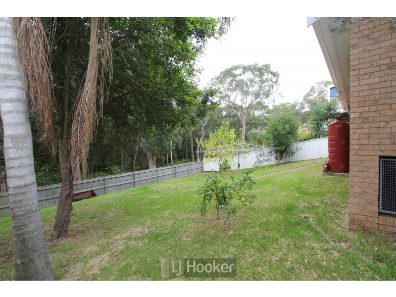 6 Jedda Place, Bolton Point NSW 2283