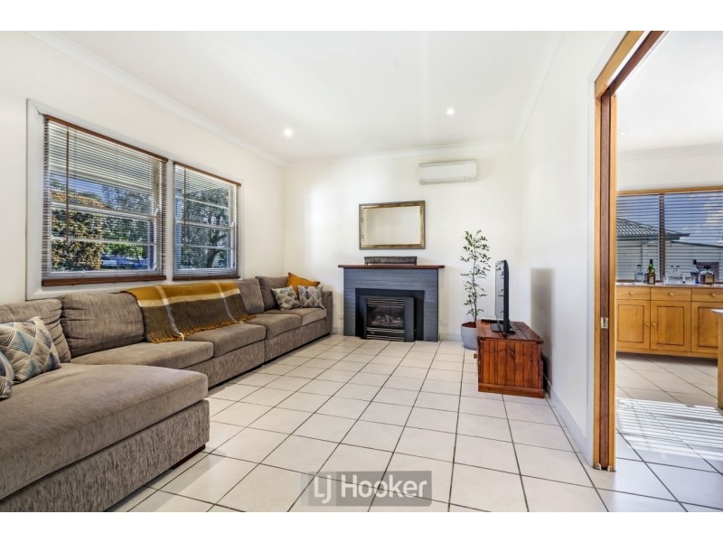 11 Chalmers Road, Wallsend NSW 2287