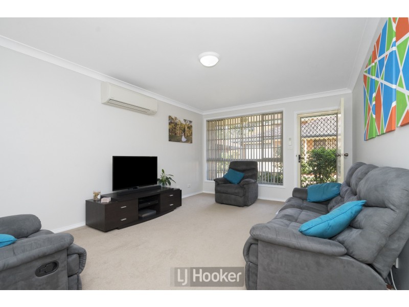 5/4 Delta Close, Eleebana NSW 2282
