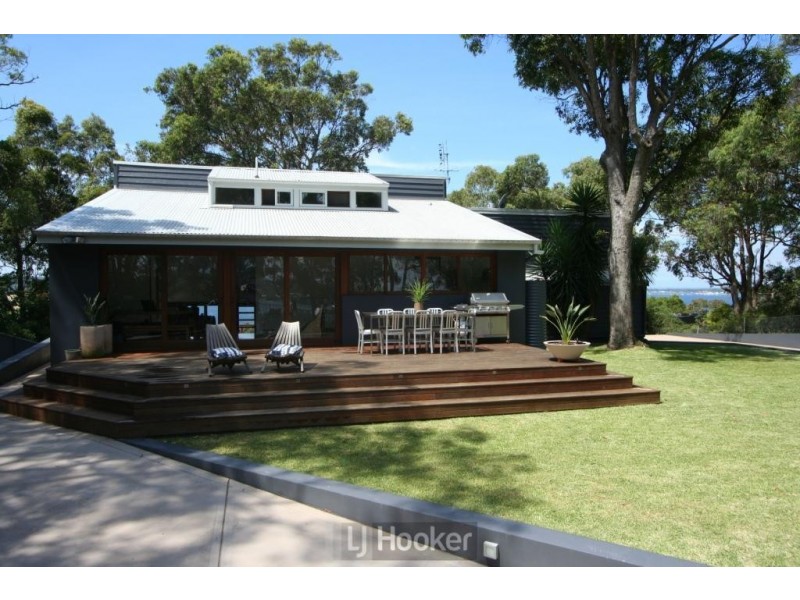 131 Skye Point Road, Coal Point NSW 2283
