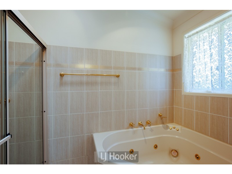 61 Sealand Road, Fishing Point NSW 2283