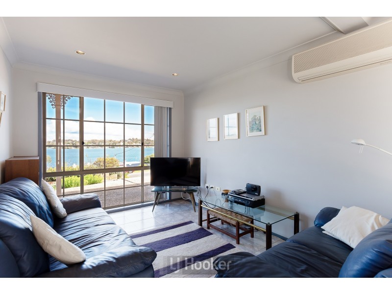 61 Sealand Road, Fishing Point NSW 2283