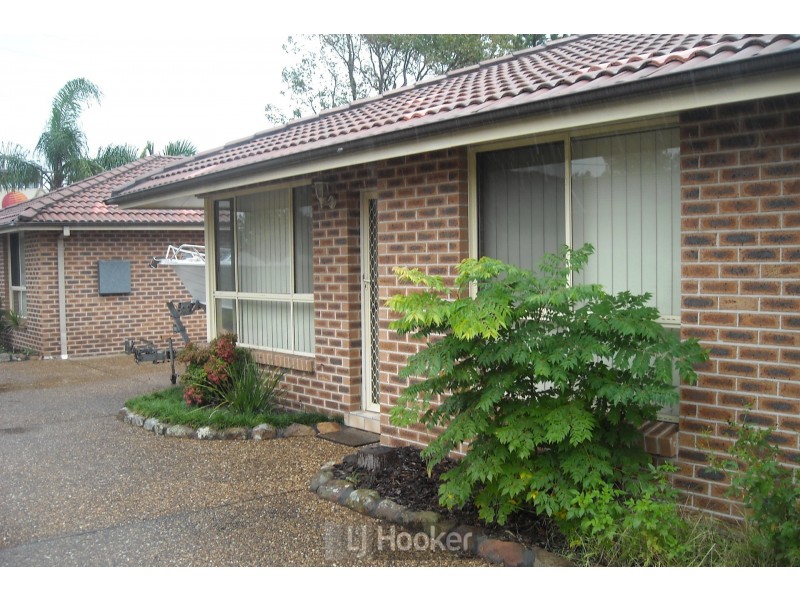 2/50 Charles Street, Warners Bay NSW 2282