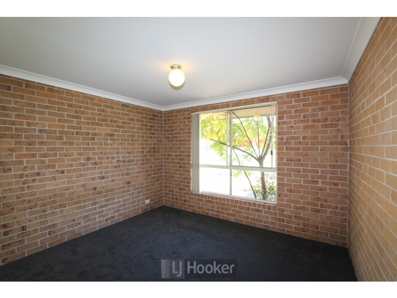 2/50 Charles Street, Warners Bay NSW 2282