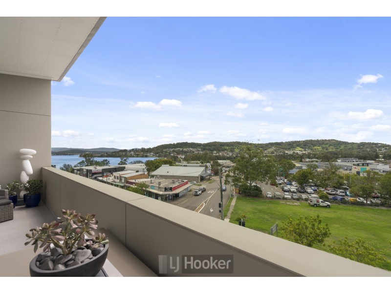404/2 Howard Street, Warners Bay NSW 2282