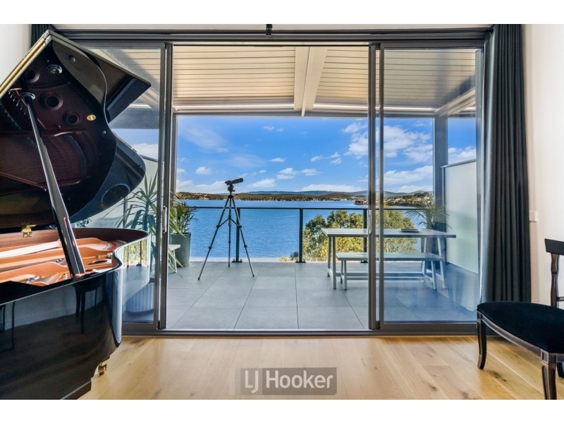 Level 6/482 The Esplanade, Warners Bay NSW 2282