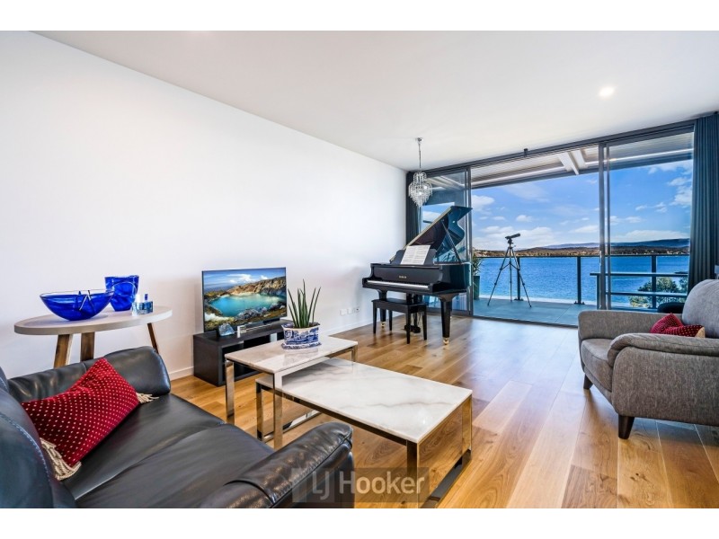 Level 6/482 The Esplanade, Warners Bay NSW 2282