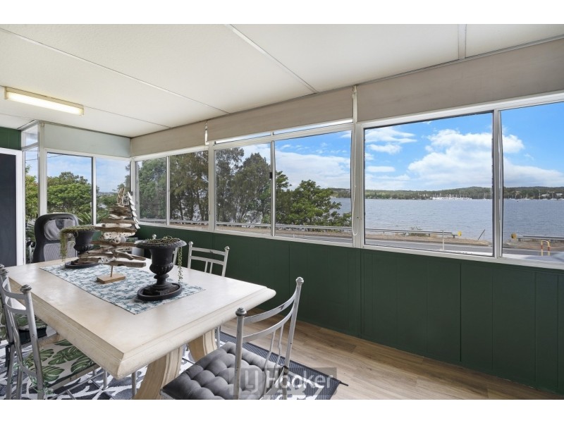 294 The Esplanade, Speers Point NSW 2284