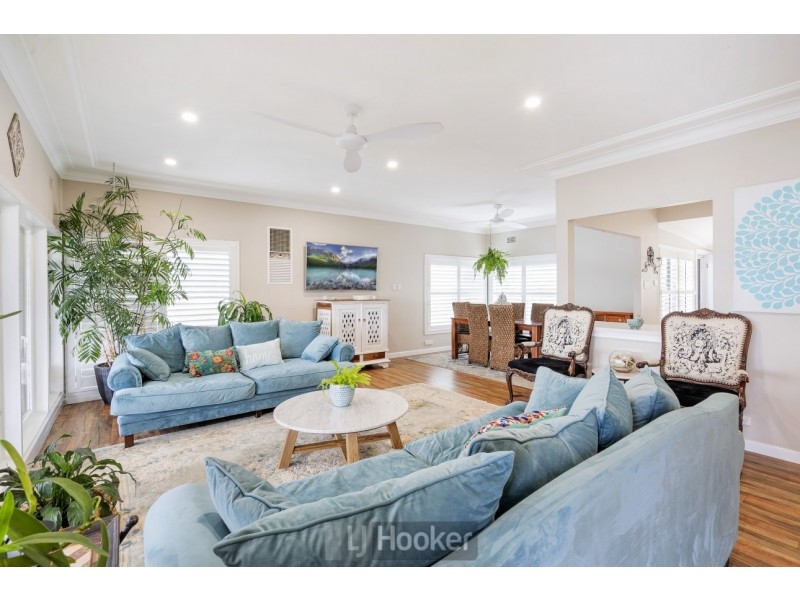 294 The Esplanade, Speers Point NSW 2284