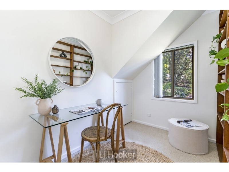 6 Michael Crescent, Valentine NSW 2280