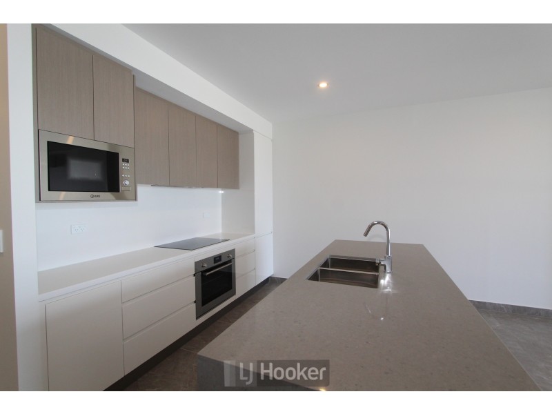 208/55E Caves Beach Road, Caves Beach NSW 2281