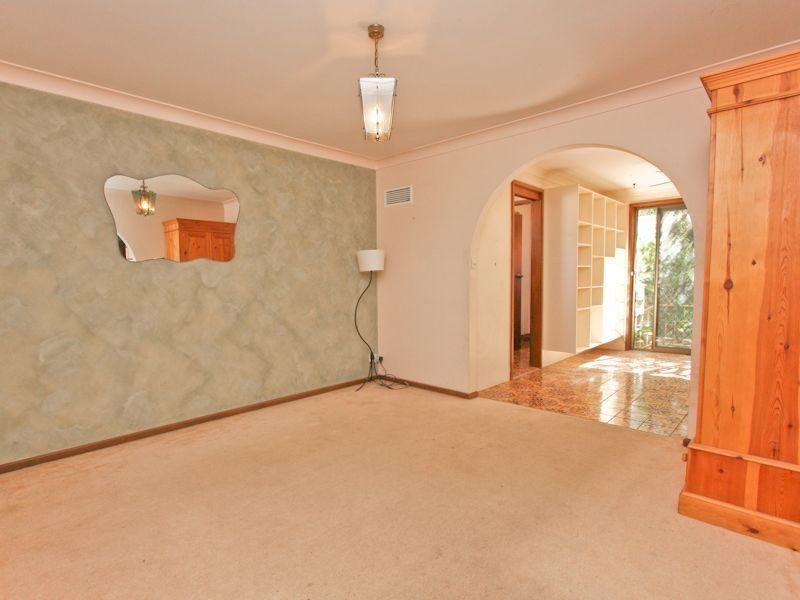 25 Yerambla Close, Eleebana NSW 2282