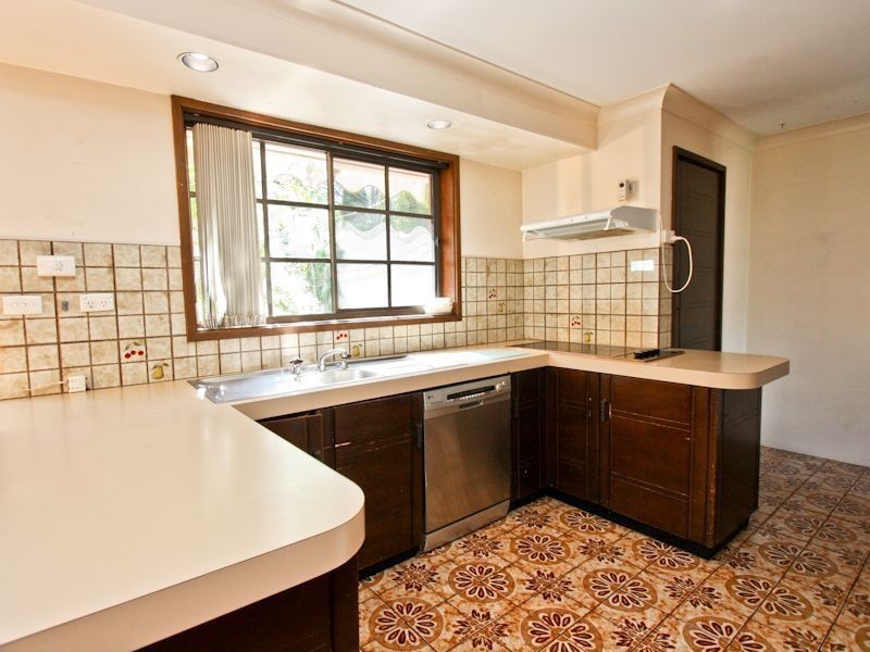 25 Yerambla Close, Eleebana NSW 2282