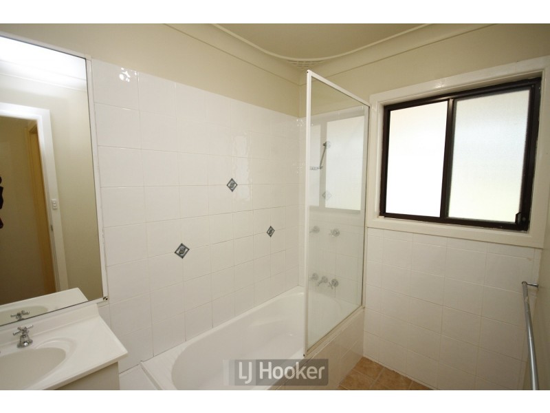 198 Awaba Road, Toronto NSW 2283