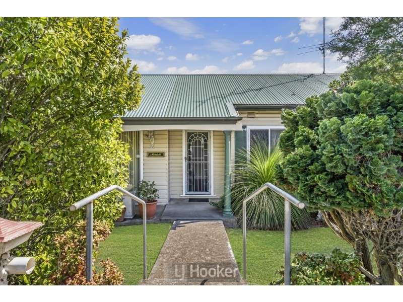 31 Lakeview Street, Boolaroo NSW 2284